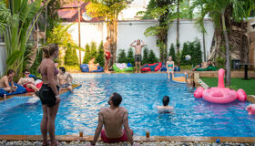 Mad Money Hostel Siem Reap - Immerse in Cambodia’s vibrant hostel heritage